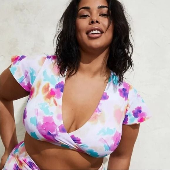 Torrid Wireless Mesh Surplice Sleeve Bikini Top 1x vacation colorful - Picture 1 of 8